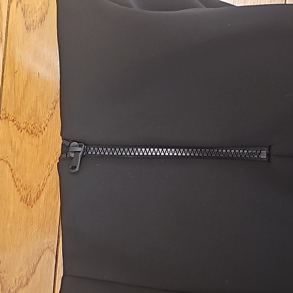 Good American zip up Ponte Pants size 3 - Picture 3 of 5